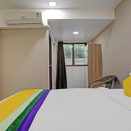 Glitz Hotels Golden Birds - Mahape, Navi Mumbai Kültér fotó
