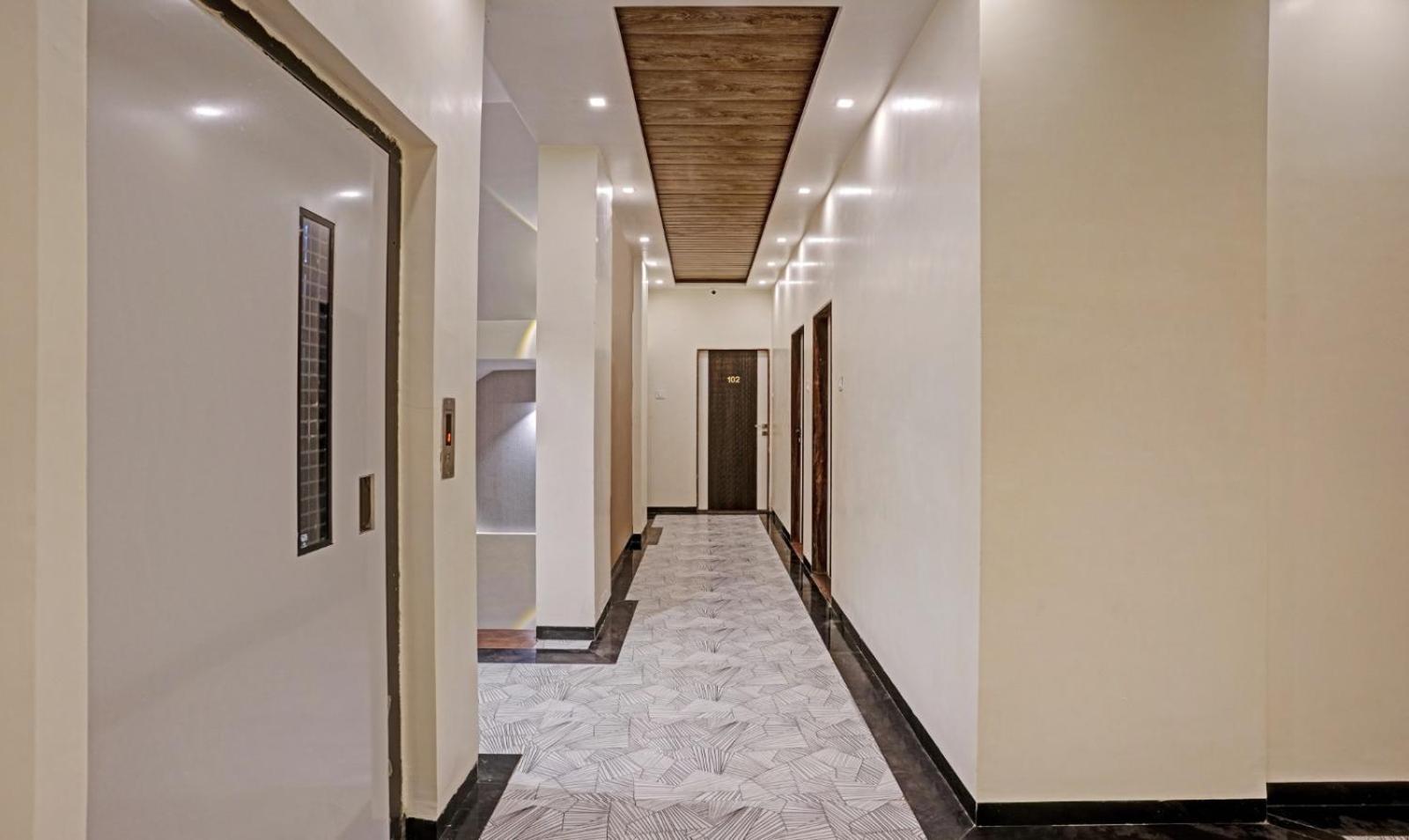 Glitz Hotels Golden Birds - Mahape, Navi Mumbai Kültér fotó