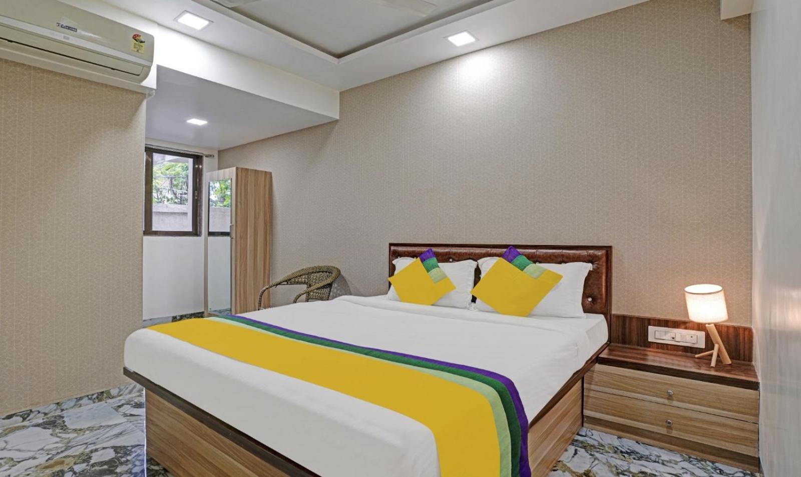 Glitz Hotels Golden Birds - Mahape, Navi Mumbai Kültér fotó