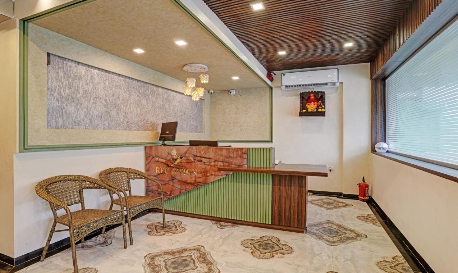 Glitz Hotels Golden Birds - Mahape, Navi Mumbai Kültér fotó